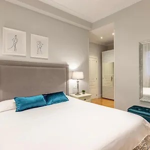  Apartamento Amplio Y Elegante En Casco Viejo Con Parking España