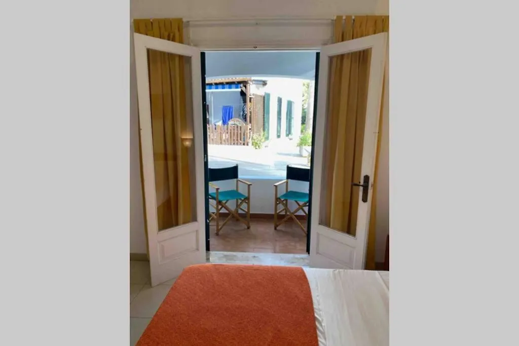 Apartment With Garden And Swimming And Beach Cala Blanca   Cala Blanca (Menorca)