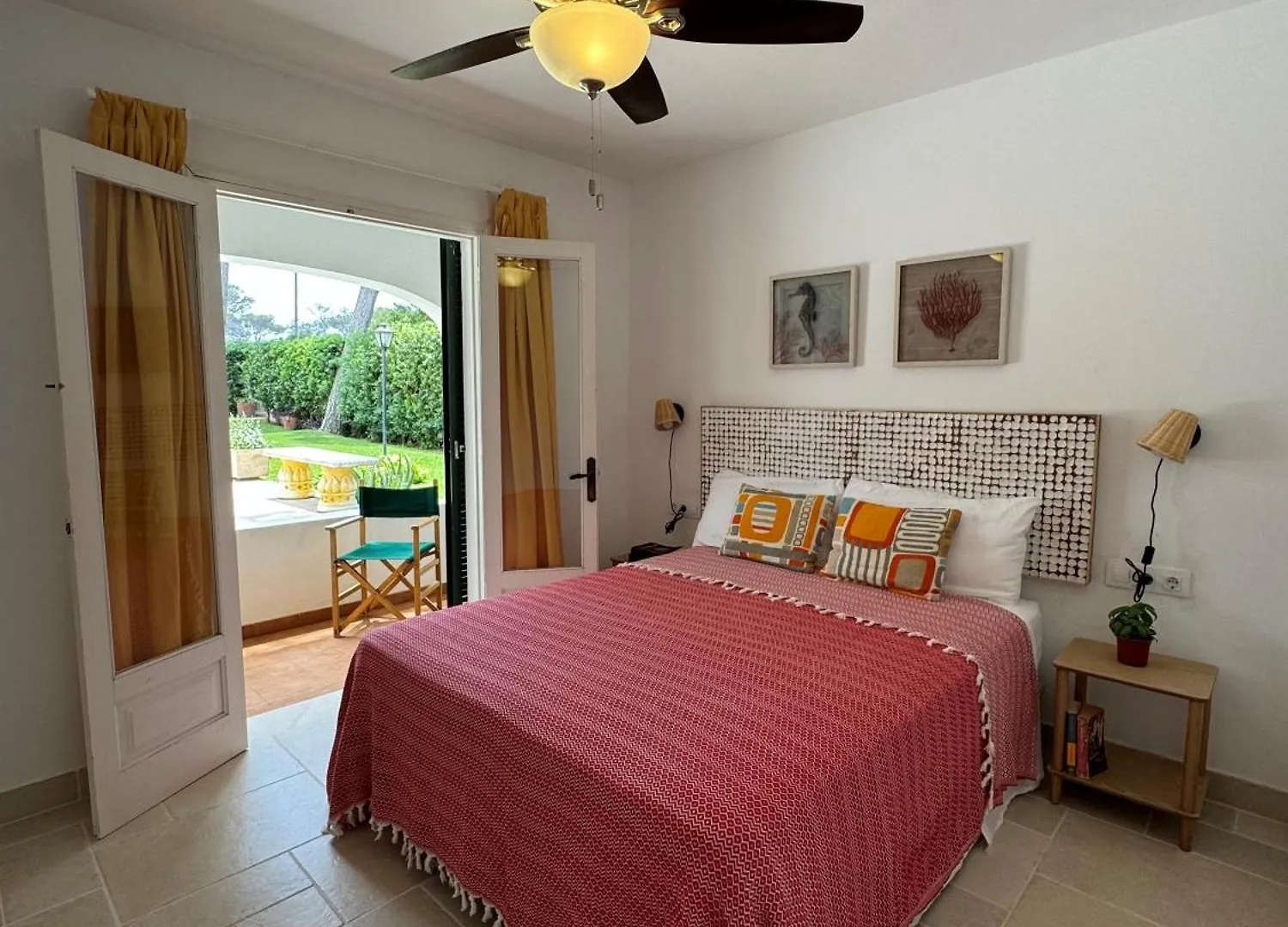 Apartment With Garden And Swimming And Beach Cala Blanca